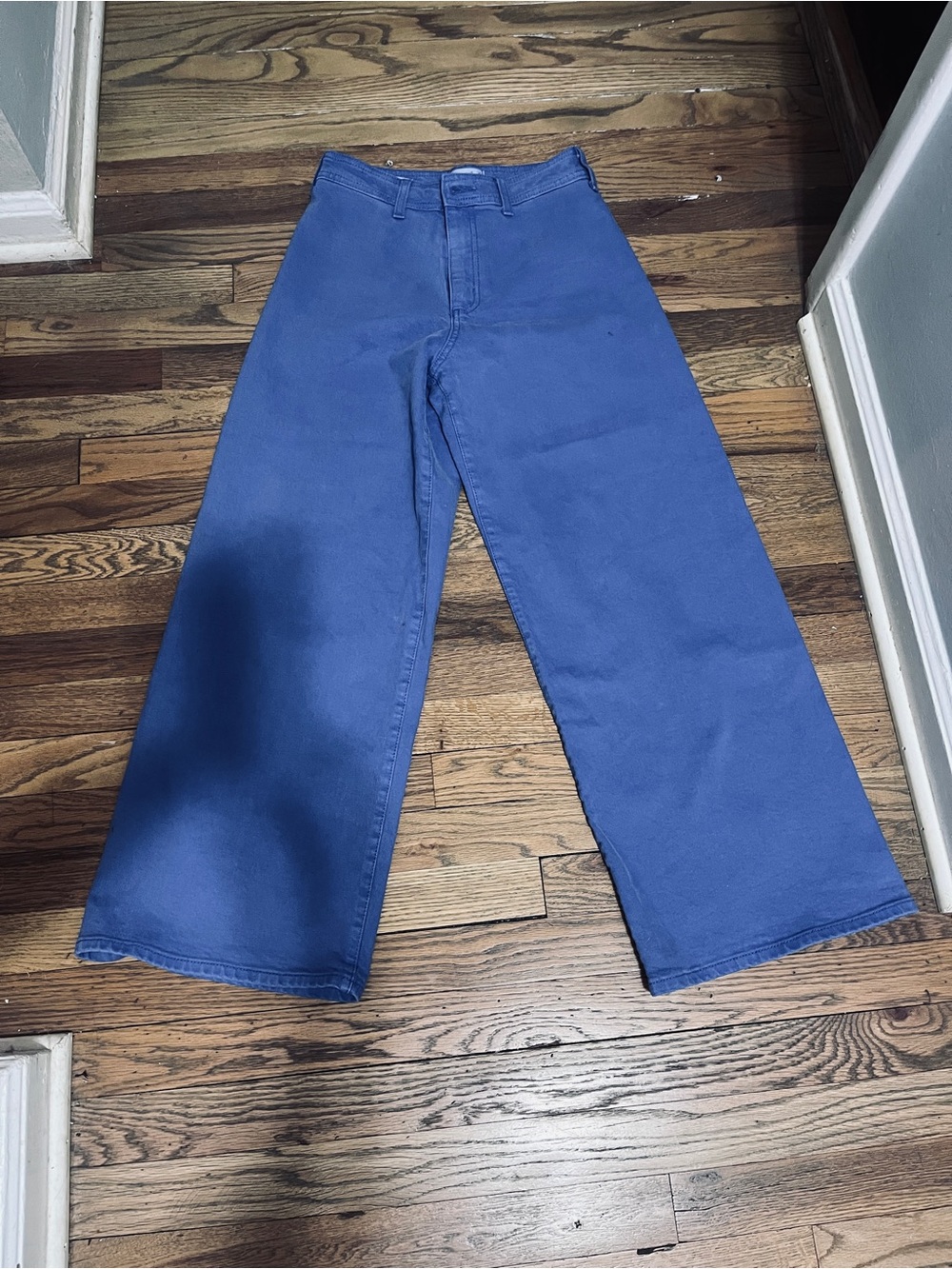 High-Waist Wide-Leg Jeans in Blue - Universal Thread. Size 4